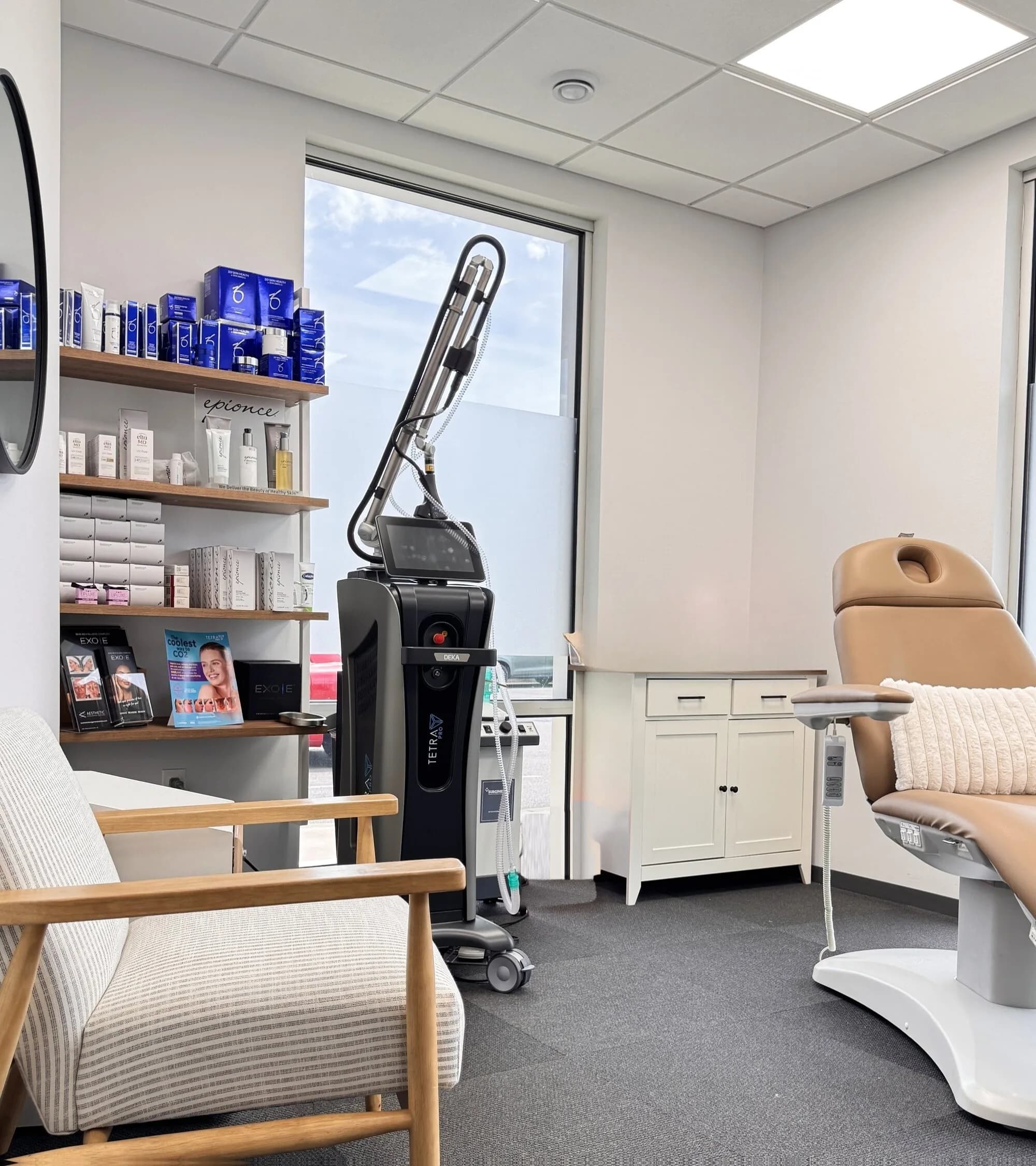 CoolPeel treatment room with the Tetra CO2 laser at MC Aesthetics in McMinnville